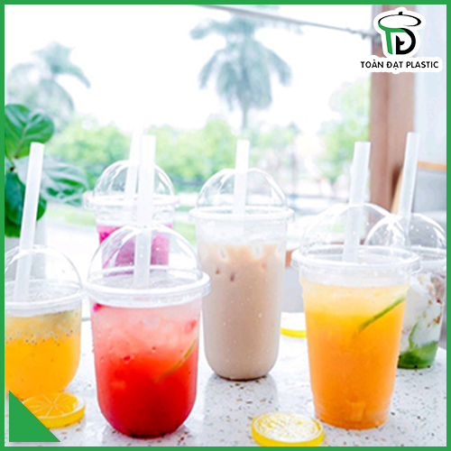 Cốc nhựa dùng 1 lần